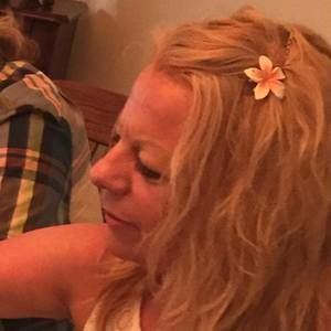 Meet your Posher, Michele